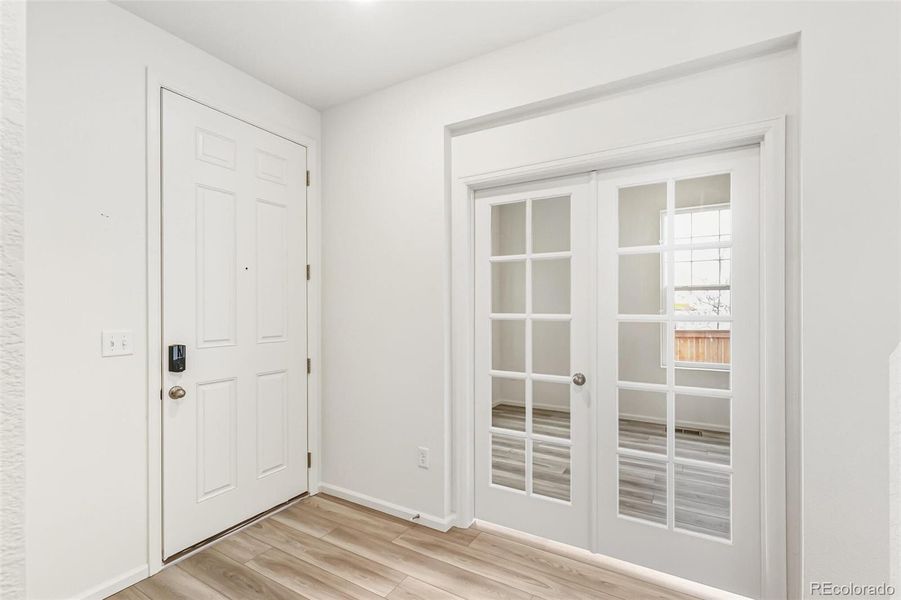 Spacious, unfurnished interior of a new home in Sky Ranch Villas, Watkins (Image 23).