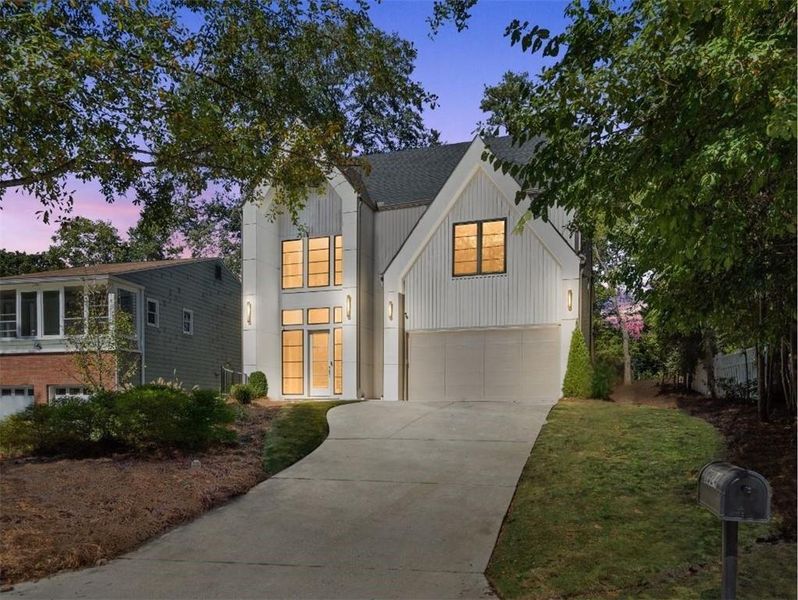 Image 52 of a home in .