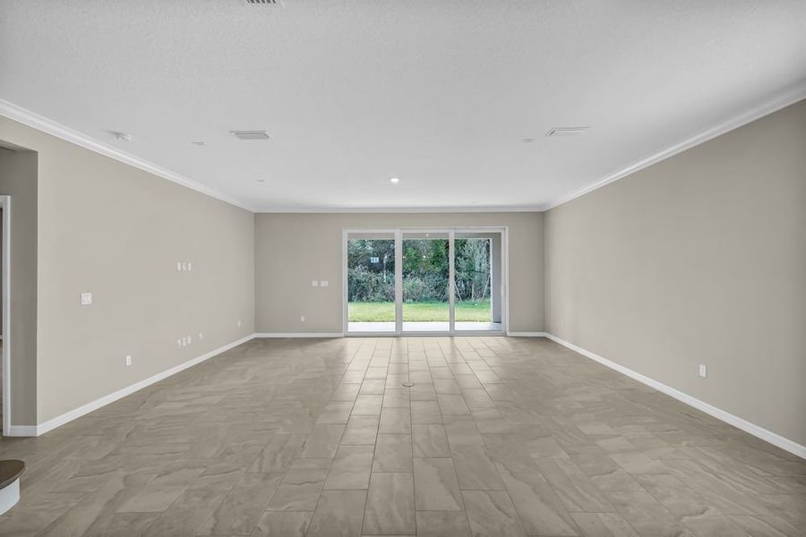 Spacious, unfurnished interior of a new home in Veranda Oaks, Port St. Lucie (Image 22).
