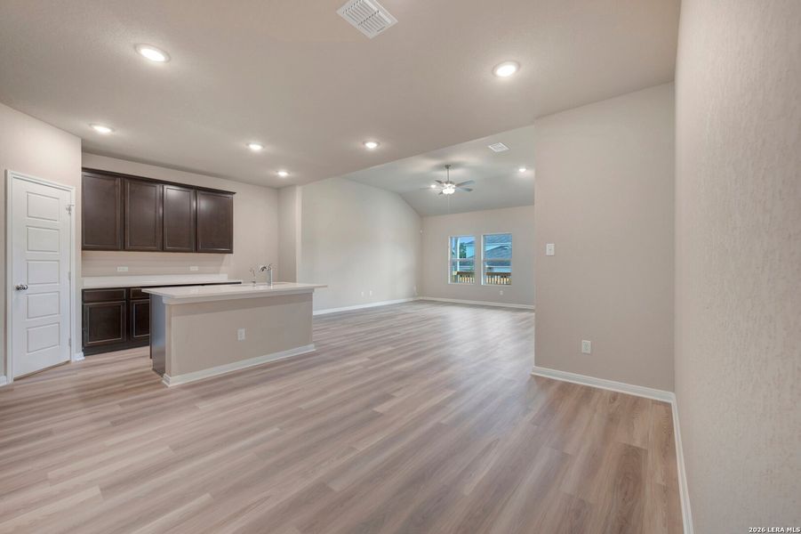 Spacious, unfurnished interior of a new home in Agave, San Antonio (Image 22). Spacious, unfurnished interior of a new home in Agave, San Antonio (Image 22).