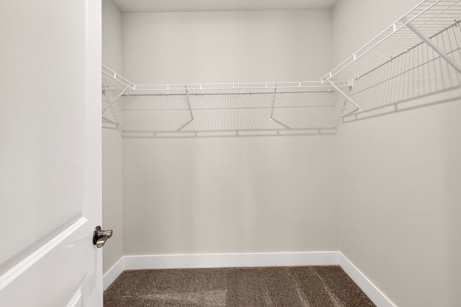 Spacious, unfurnished interior of a new home in Context at Oakhurst, Charlotte (Image 33). Spacious, unfurnished interior of a new home in Context at Oakhurst, Charlotte (Image 33).
