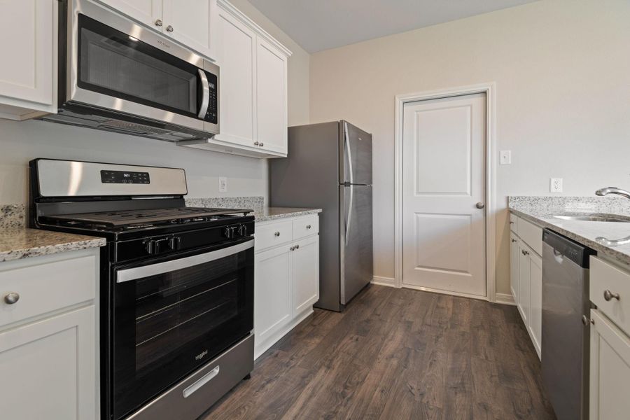 Furnished interior view inside a new home in Magnolia Woods, Magnolia (Image 6).