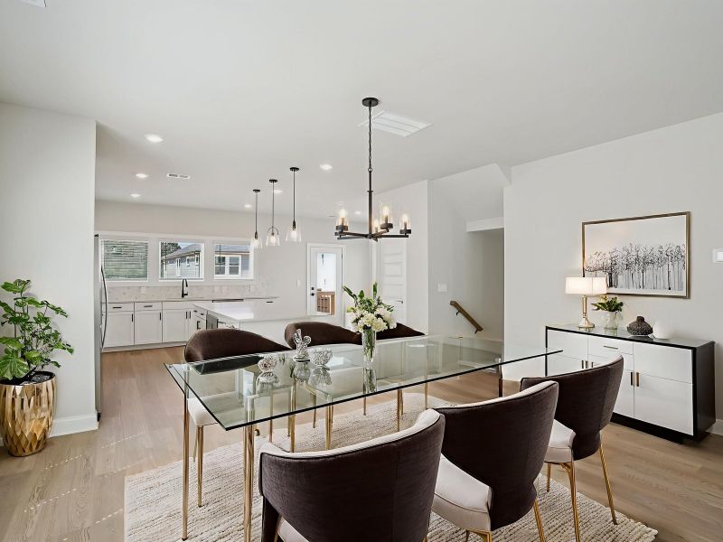 The Lexington floorplan with the Elegant Minimalism Linen interior package.