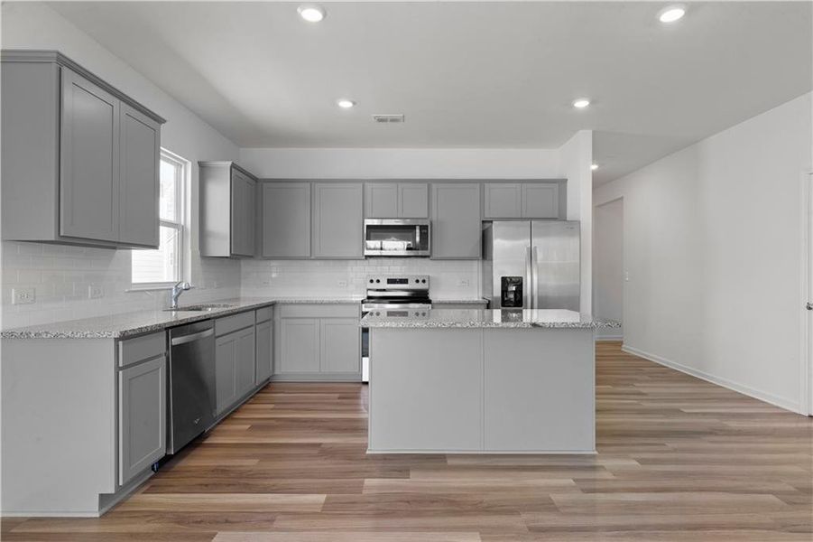 Furnished interior view inside a new home in Avery Ridge, Gainesville (Image 8).