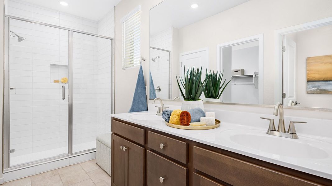 Representative furnished interior of a home built from the 4003 by Risewell Homes in Teravalis, Buckeye (Image 7). Representative furnished interior of a home built from the 4003 by Risewell Homes in Teravalis, Buckeye (Image 7).