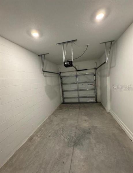 Spacious, unfurnished interior of a new home in , Davenport (Image 20).