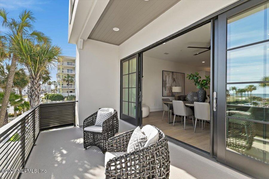Exterior details and patio area of a home in , Jacksonville Beach (Image 25).