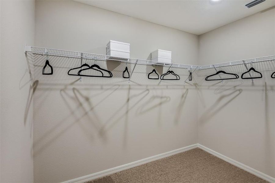 Spacious, unfurnished interior of a new home in , Haines City (Image 19).