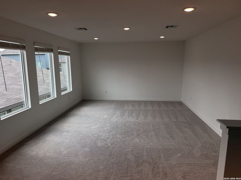 Spacious, unfurnished interior of a new home in Kyndwood, New Braunfels (Image 5). Spacious, unfurnished interior of a new home in Kyndwood, New Braunfels (Image 5).