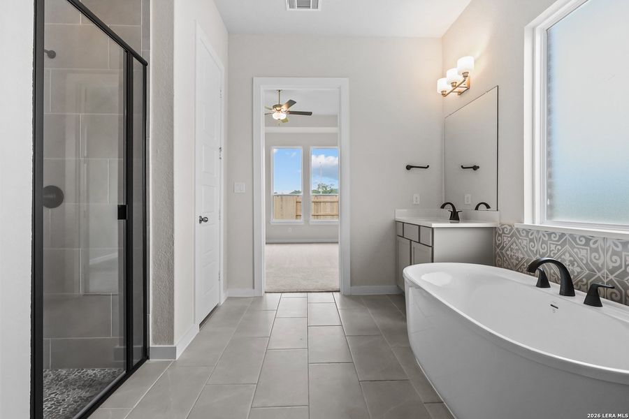 Furnished interior view inside a new home in Buffalo Crossing, Cibolo (Image 7).