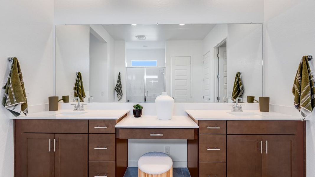 Aurora Owner's Suite