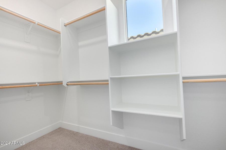 Walk-in Closet