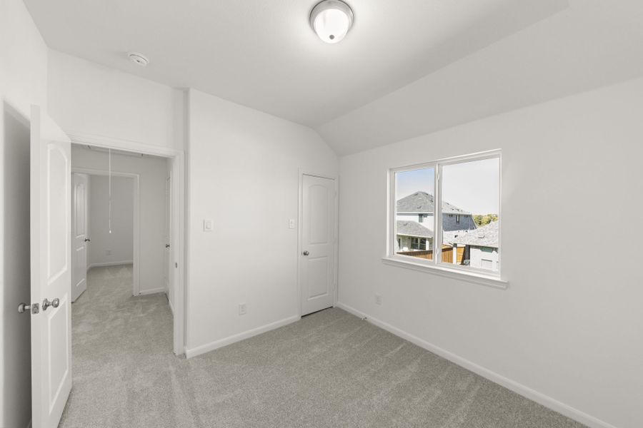 Spacious, unfurnished interior of a new home in The Reserve at Spiritas Ranch, Little Elm (Image 24).