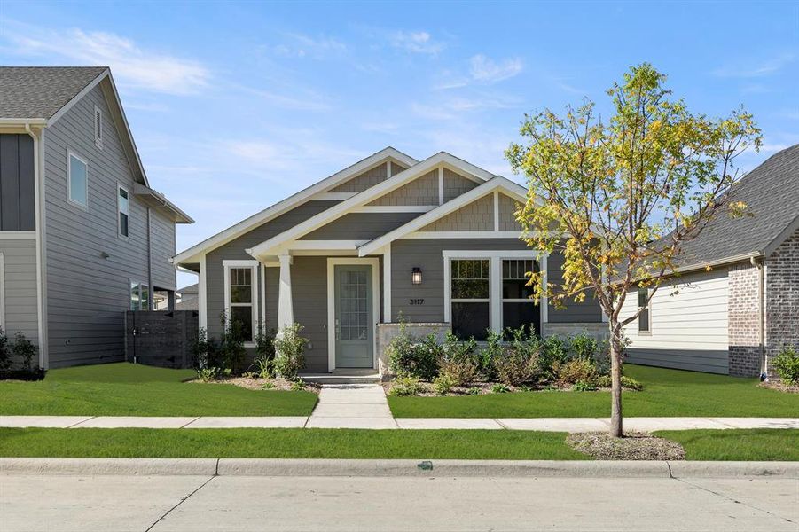 01. 3117 Eddington - Front 01. 3117 Eddington - Front