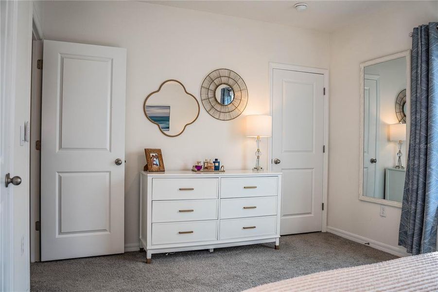 Furnished interior view inside a new home in , Plant City (Image 16).