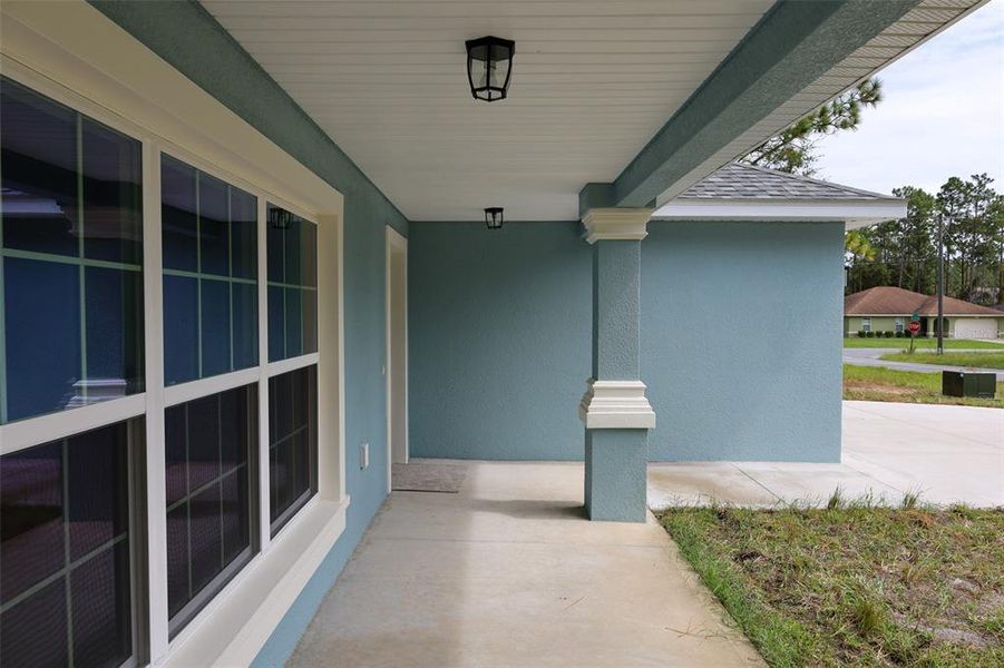 Exterior details and patio area of a home in , Ocala (Image 27). Exterior details and patio area of a home in , Ocala (Image 27).