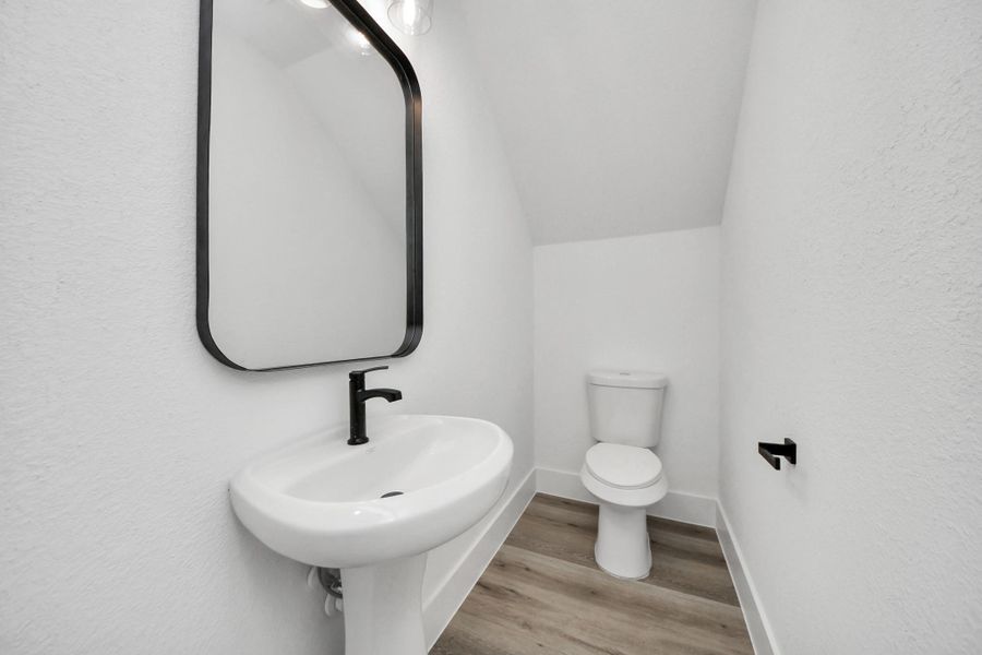 Furnished interior view inside a new home in , Houston (Image 14).