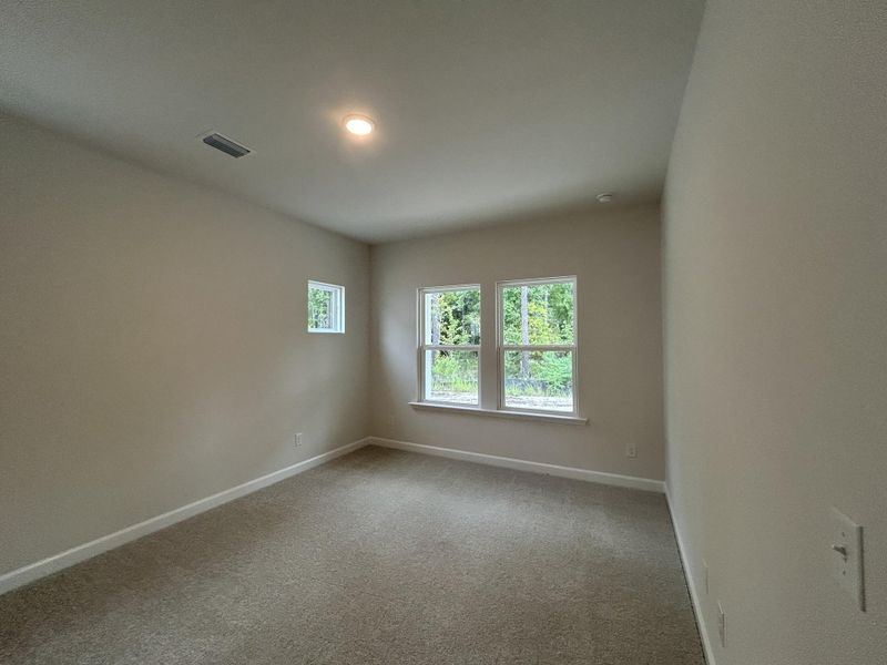 Spacious, unfurnished interior of a new home in Hammock Walk at Nexton, Summerville (Image 17).
