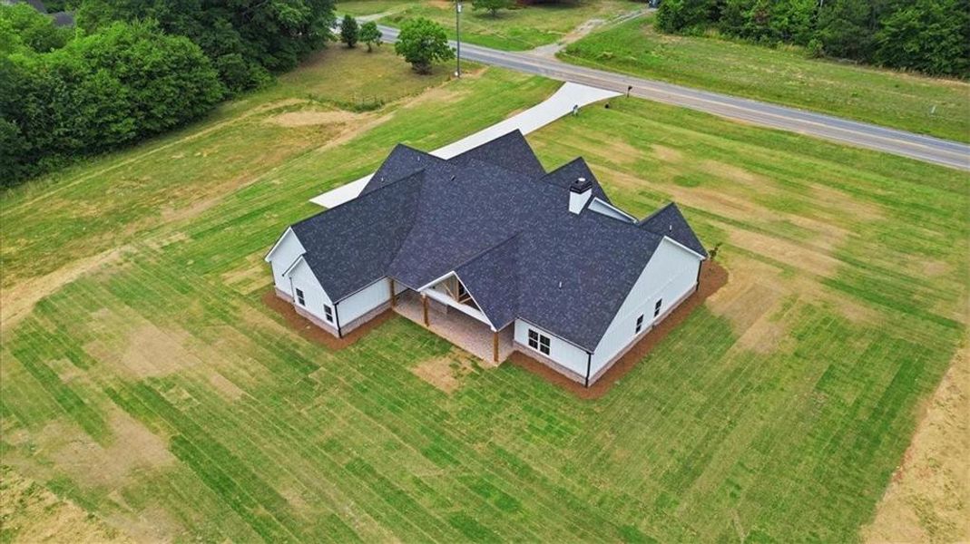 Image 84 of a home in .