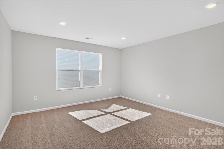 Spacious, unfurnished interior of a new home in Stagecoach Station, Gastonia (Image 20). Spacious, unfurnished interior of a new home in Stagecoach Station, Gastonia (Image 20).