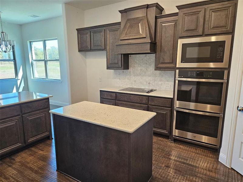 Furnished interior view inside a new home in West Farmington, Van Alstyne (Image 8). Furnished interior view inside a new home in West Farmington, Van Alstyne (Image 8).
