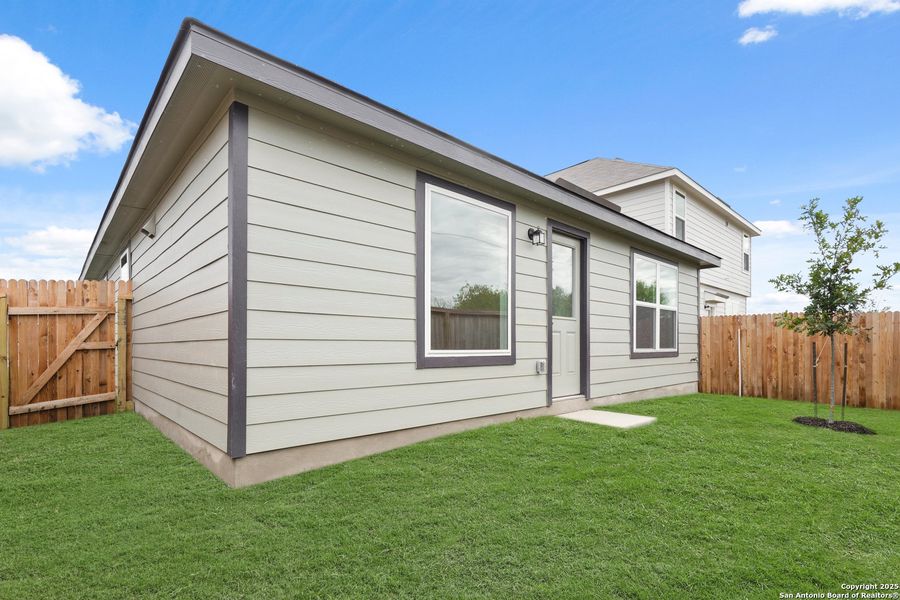 Exterior details and patio area of a home in Dauer Ranch, New Braunfels (Image 3). Exterior details and patio area of a home in Dauer Ranch, New Braunfels (Image 3).