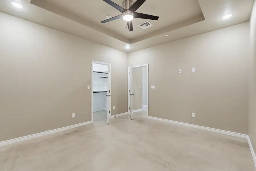 Spacious, unfurnished interior of a new home in , Copperas Cove (Image 19). Spacious, unfurnished interior of a new home in , Copperas Cove (Image 19).