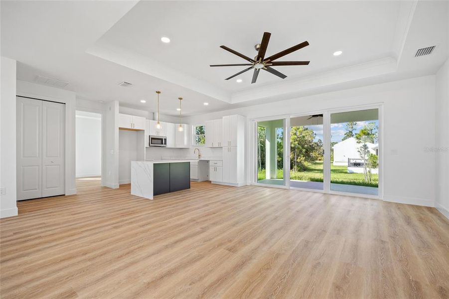 Spacious, unfurnished interior of a new home in , Port Charlotte (Image 11).