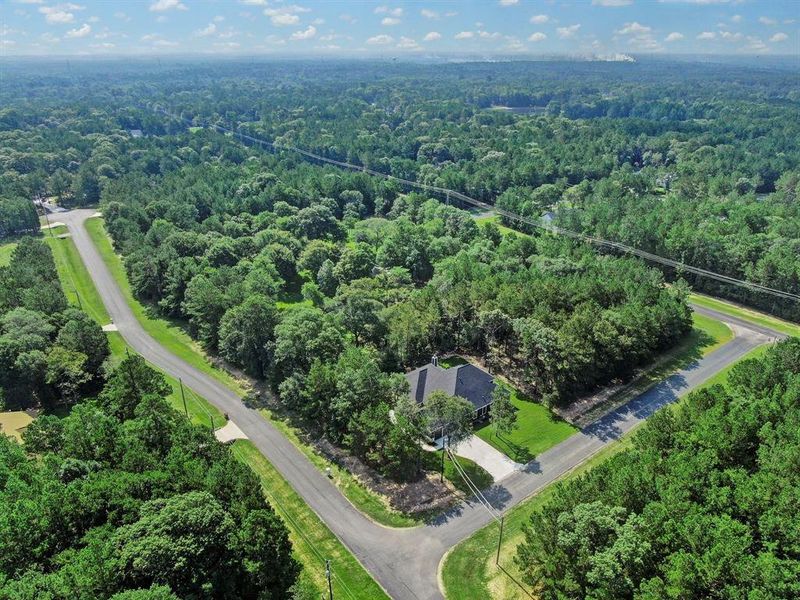 This impressive aerial view showcases the prime location of this lot, perfectly positioned with a scenic backdrop.