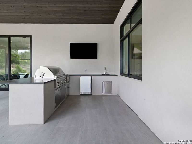 Image 47 of a home in .