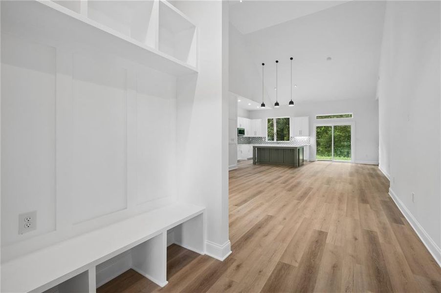 Spacious, unfurnished interior of a new home in , Atlanta (Image 17). Spacious, unfurnished interior of a new home in , Atlanta (Image 17).