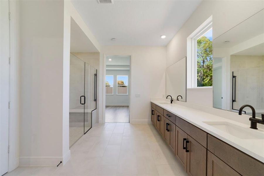 Furnished interior view inside a new home in Acuera Estates, Apopka (Image 11).