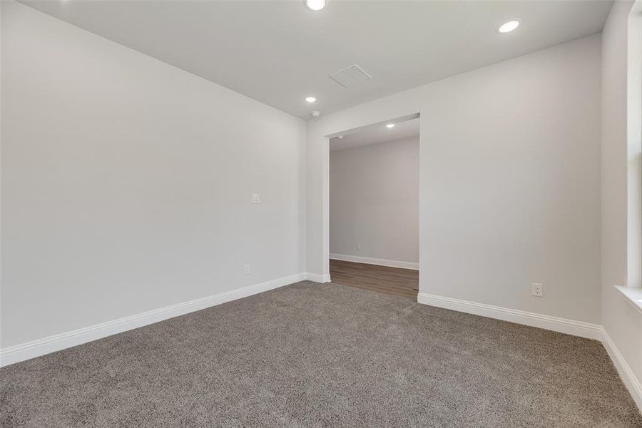 Spacious, unfurnished interior of a new home in Arbors at Legacy Hills, Celina (Image 25).