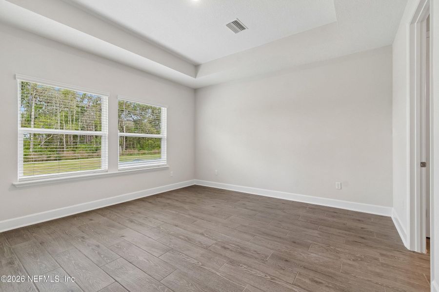 Spacious, unfurnished interior of a new home in Tributary 50', Yulee (Image 20). Spacious, unfurnished interior of a new home in Tributary 50', Yulee (Image 20).