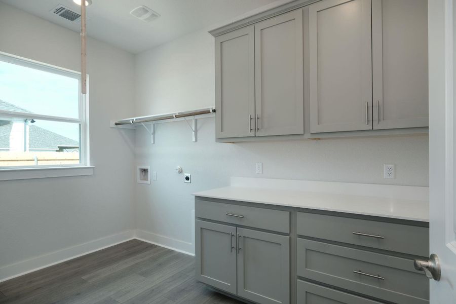 REPRESENTATIVE OF FLOOR PLAN