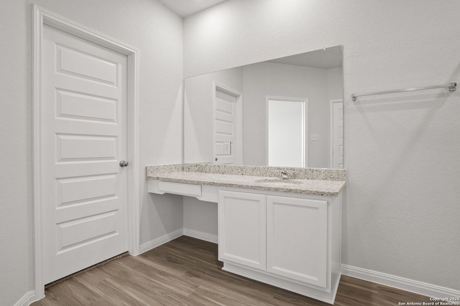 Furnished interior view inside a new home in Hunters Ranch, San Antonio (Image 8).