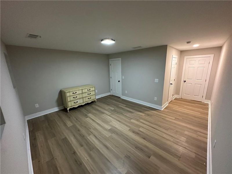 Spacious, unfurnished interior of a new home in , Atlanta (Image 31).