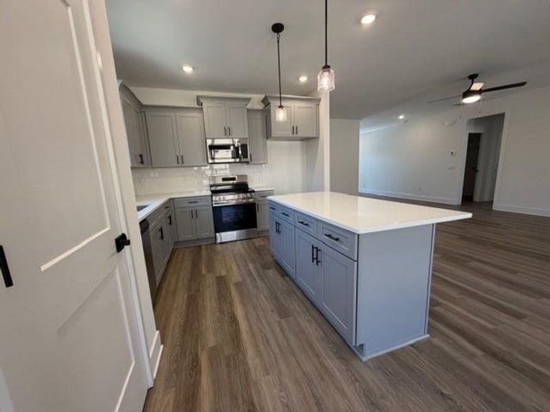 Furnished interior view inside a new home in Thunder Ridge, Dawsonville (Image 7).
