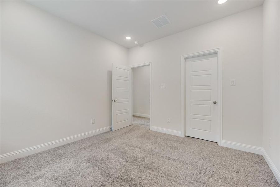 Spacious, unfurnished interior of a new home in Arbors at Legacy Hills, Celina (Image 15).