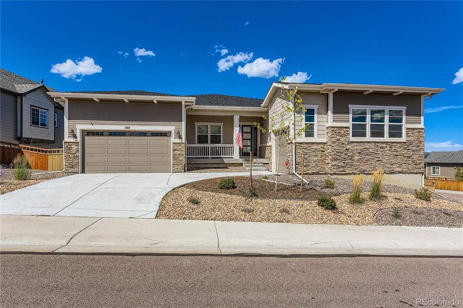 Exterior details and patio area of a home in , Castle Rock (Image 1).