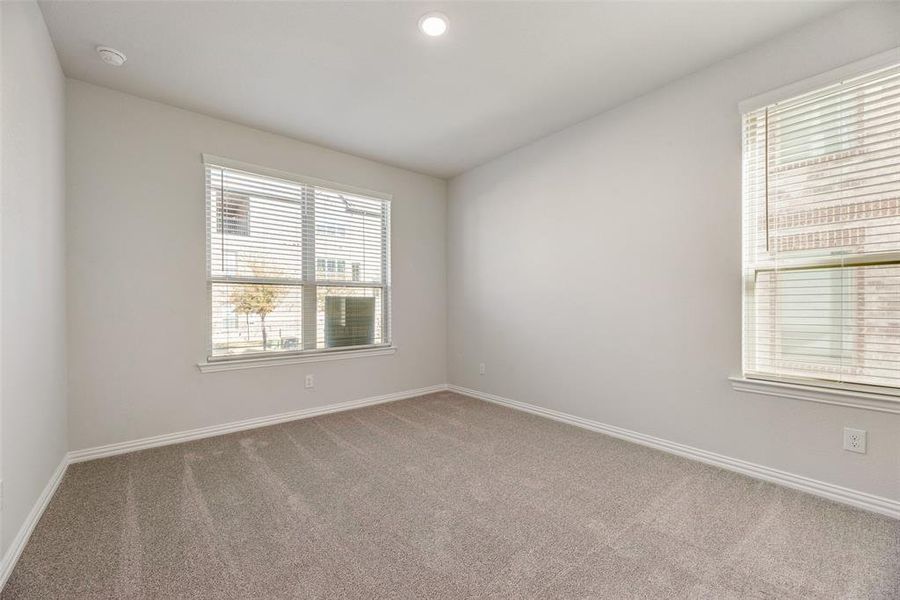 Spacious, unfurnished interior of a new home in , Frisco (Image 18).