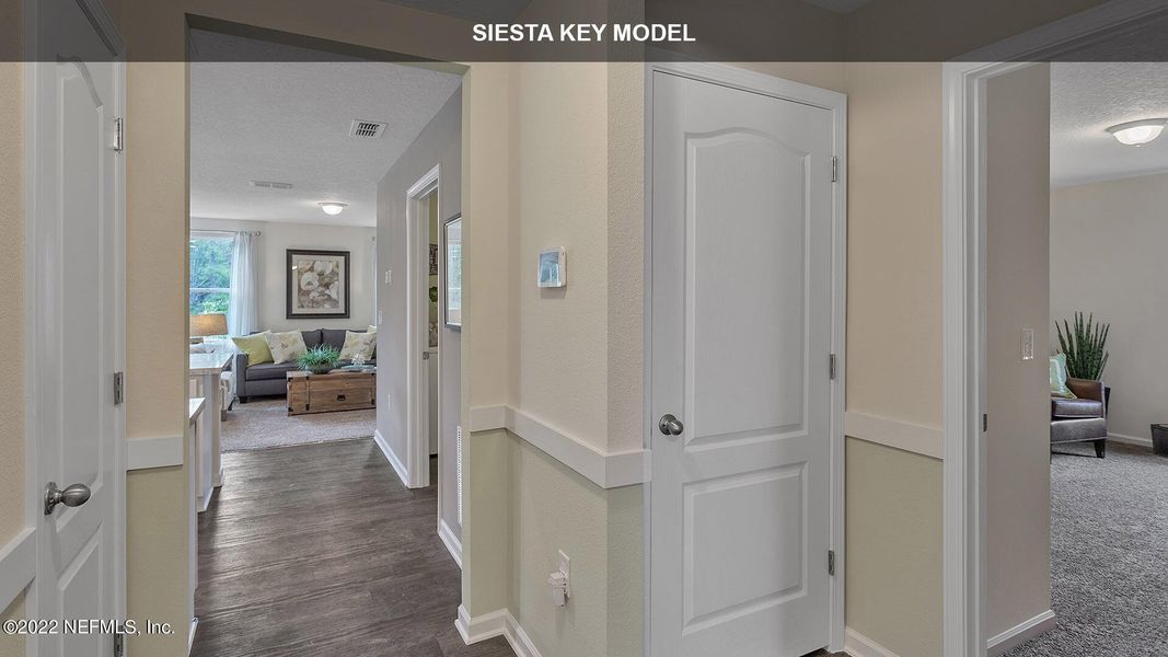 Image 23 of a home in Willow Springs.