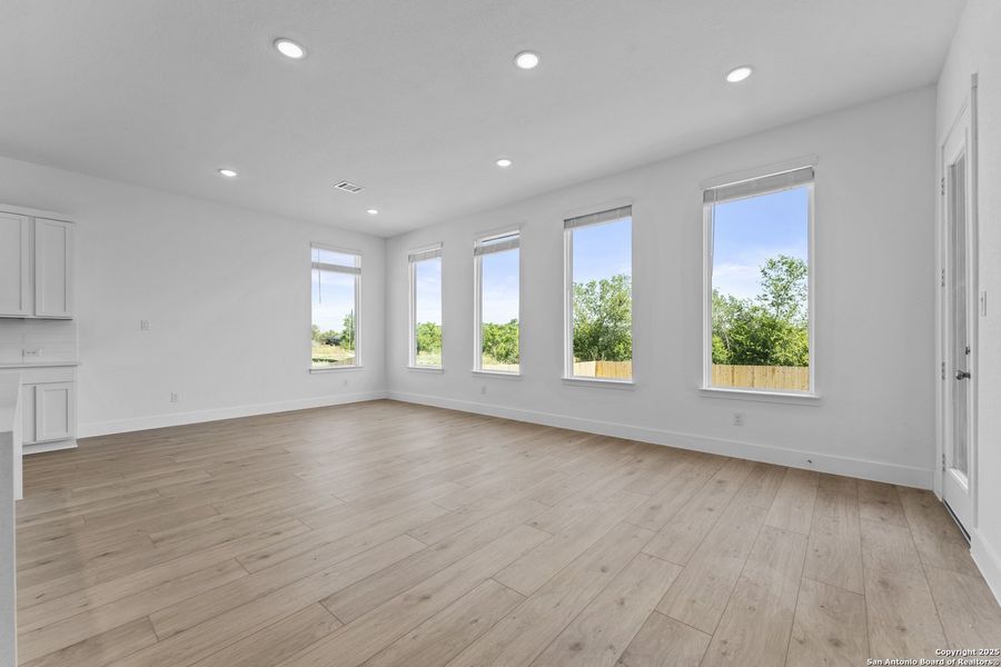 Spacious, unfurnished interior of a new home in , New Braunfels (Image 16). Spacious, unfurnished interior of a new home in , New Braunfels (Image 16).
