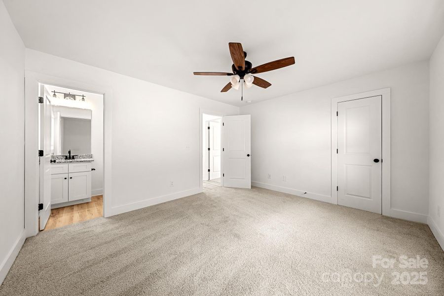 Spacious, unfurnished interior of a new home in , Maiden (Image 10).