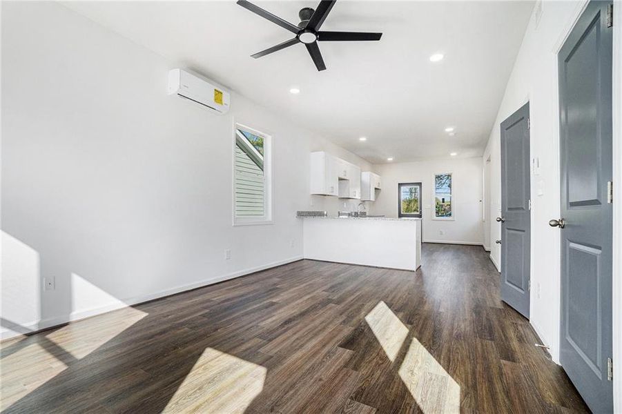 Spacious, unfurnished interior of a new home in , Atlanta (Image 15). Spacious, unfurnished interior of a new home in , Atlanta (Image 15).