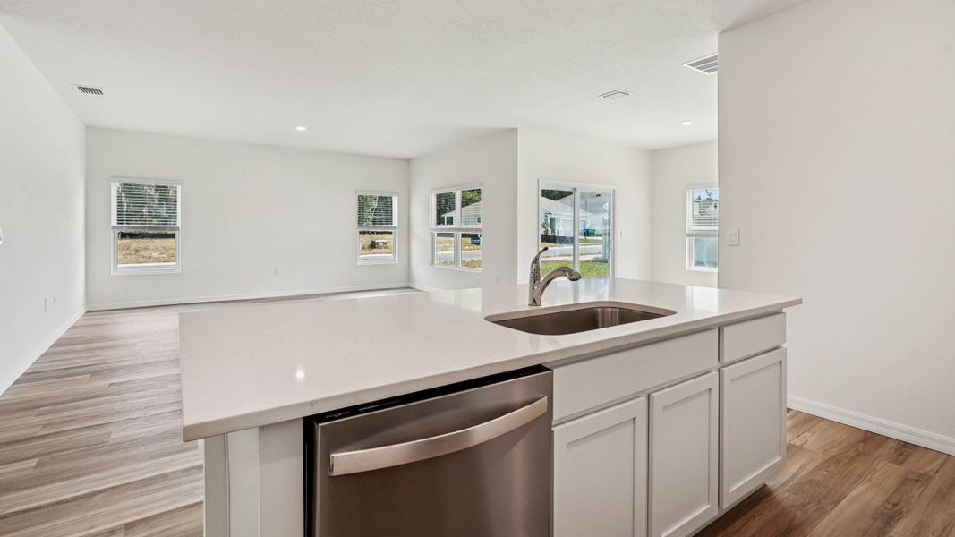 Representative furnished interior of a home built from the COVINGTON by D.R. Horton in Briarwood, Alachua (Image 18). Representative furnished interior of a home built from the COVINGTON by D.R. Horton in Briarwood, Alachua (Image 18).