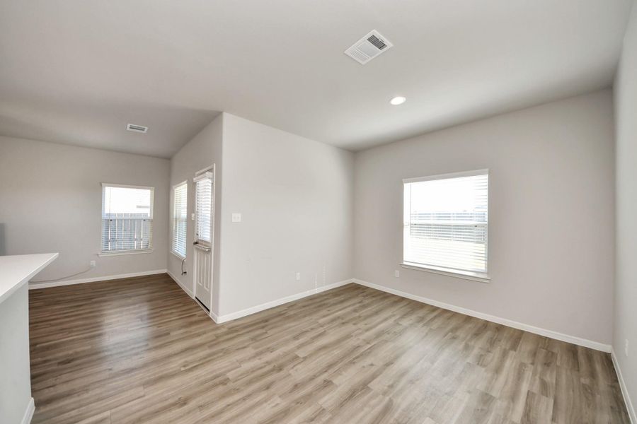 Spacious, unfurnished interior of a new home in Cypress Green, Hockley (Image 20). Spacious, unfurnished interior of a new home in Cypress Green, Hockley (Image 20).