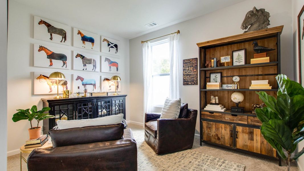 Representative furnished interior of a home built from the OWENS by D.R. Horton in Woodbridge Glen Townhomes, Lebanon (Image 15).