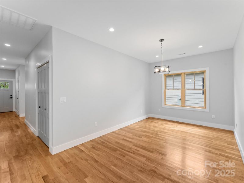 Spacious, unfurnished interior of a new home in , Brevard (Image 26).