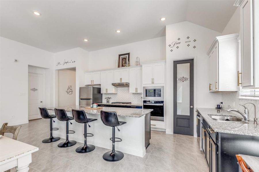 Furnished interior view inside a new home in Mavera, Conroe (Image 4).